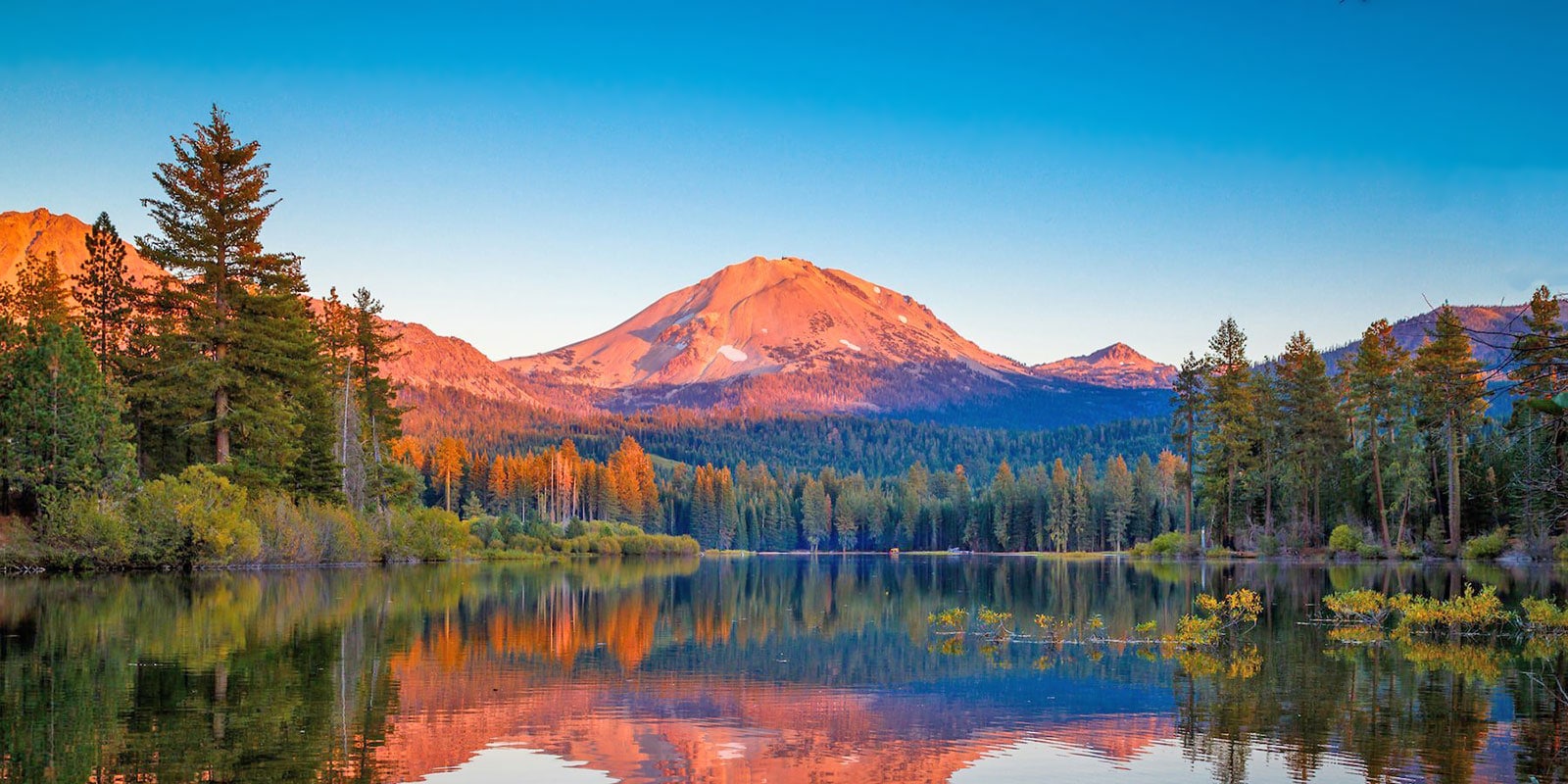 Fall Colors in Northern Californina at Manzanita Lake in Lassen Volcanic National Park