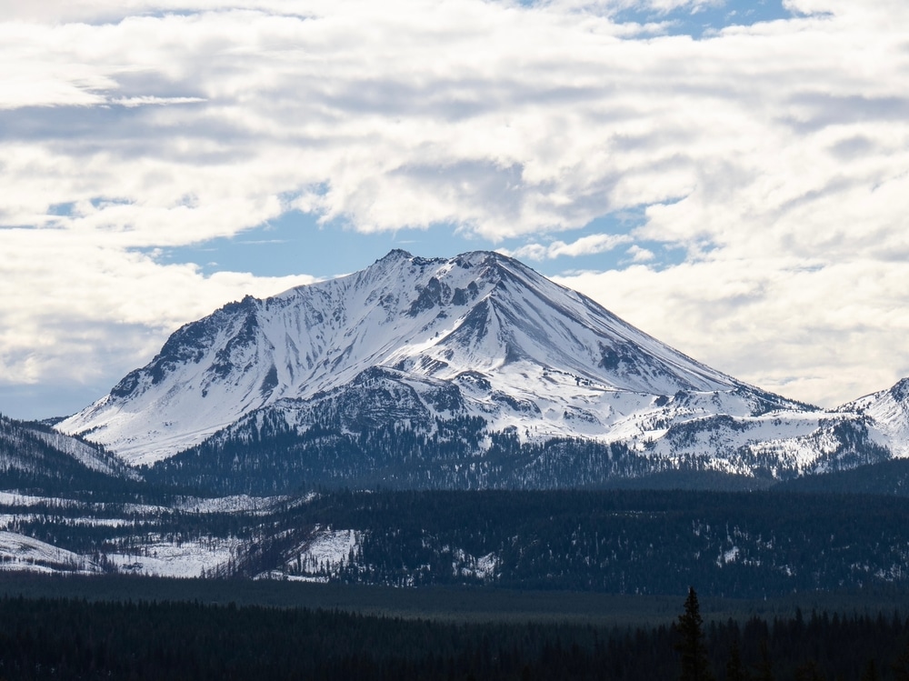 Seeing Lassen Peak covered in the snow is one on of the best things to do in Lassen in the snow.