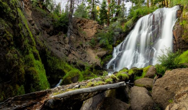 Waterfalls in California near Lassen Volcanic National Park and more places for beautiful scenic drives in Northern CA