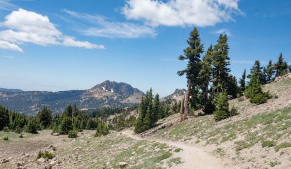 Lassen Peak Trail